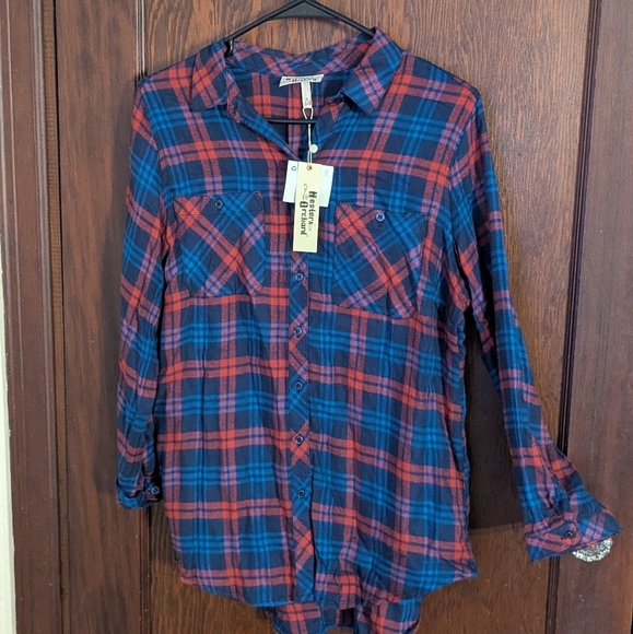 New with Tags Hester & Orchard Blue & Red Plaid Button Down Shirt Size Small - Picture 1 of 6